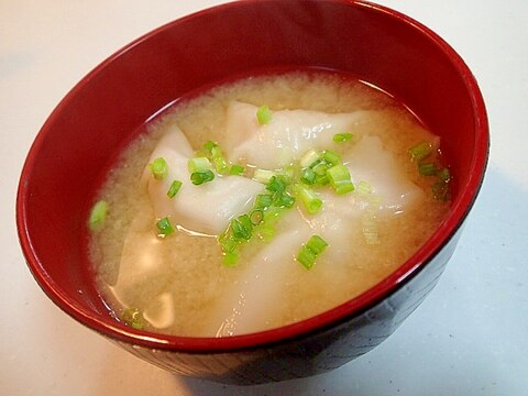 おさかな水餃子のお味噌汁